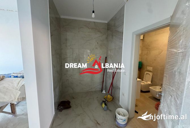Shtepi me qera Apartament ne Tirane, 2+1, Mobilimi Pjeserisht e mobiluar, Pagesa 800  Euro.