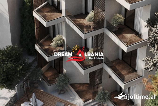 Ambiente Commerciale in Vendita 5+1 a Santa Quaranta - 1,800,000 Euro