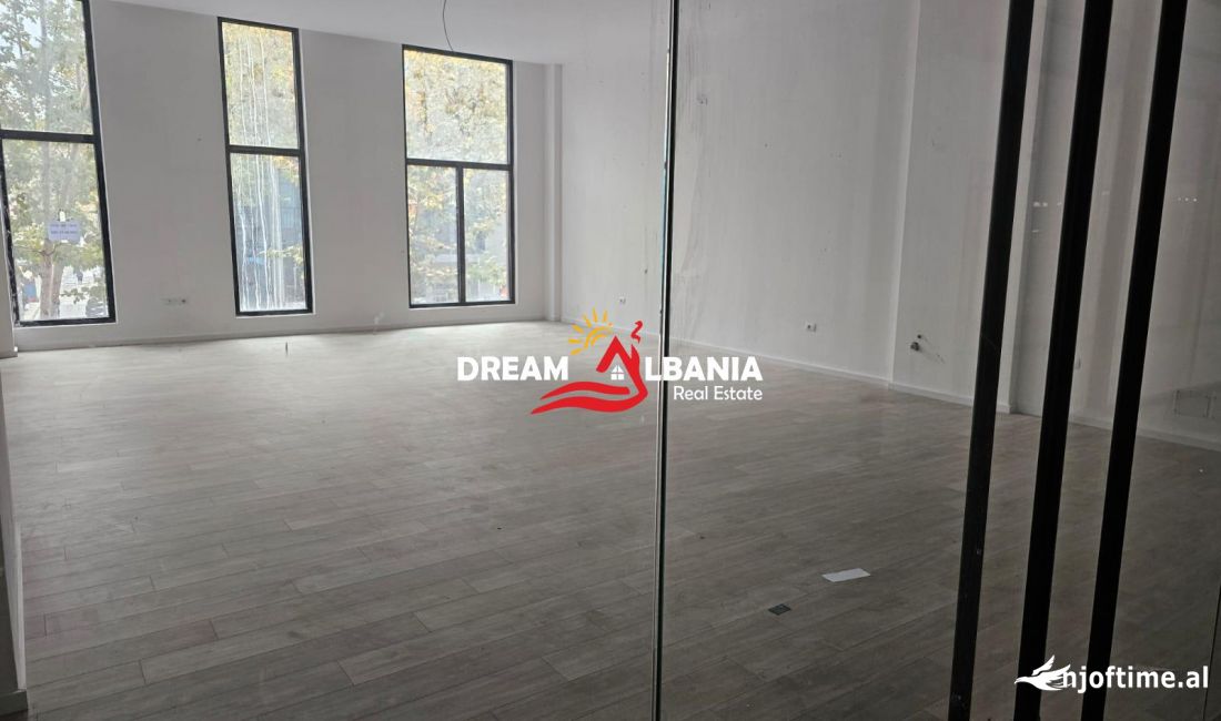 Ambjent Komercial/Dyqan me qera ne rrugen e Kavajes, tek Garden Building (ID 42711038)