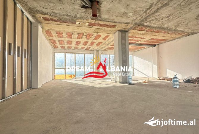 Ambjent biznesi me qera tek Bulevardi i Ri (ID 42711042)