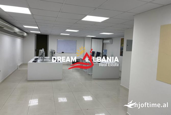 Ambjent per zyra me qera tek Bulevardi i Ri, rruga Jordan Misja (ID 42611207)