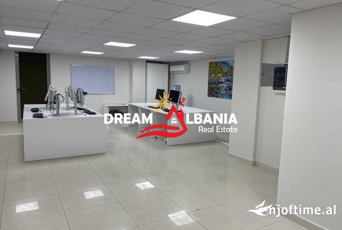 Ambjent per zyra me qera tek Bulevardi i Ri, rruga Jordan Misja (ID 42611207)