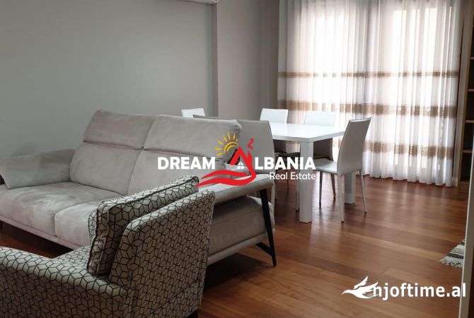 Apartament me qera 3+1+Parkim tek Liqeni i Thate, rruga Peti, Tirane (ID 4231267)