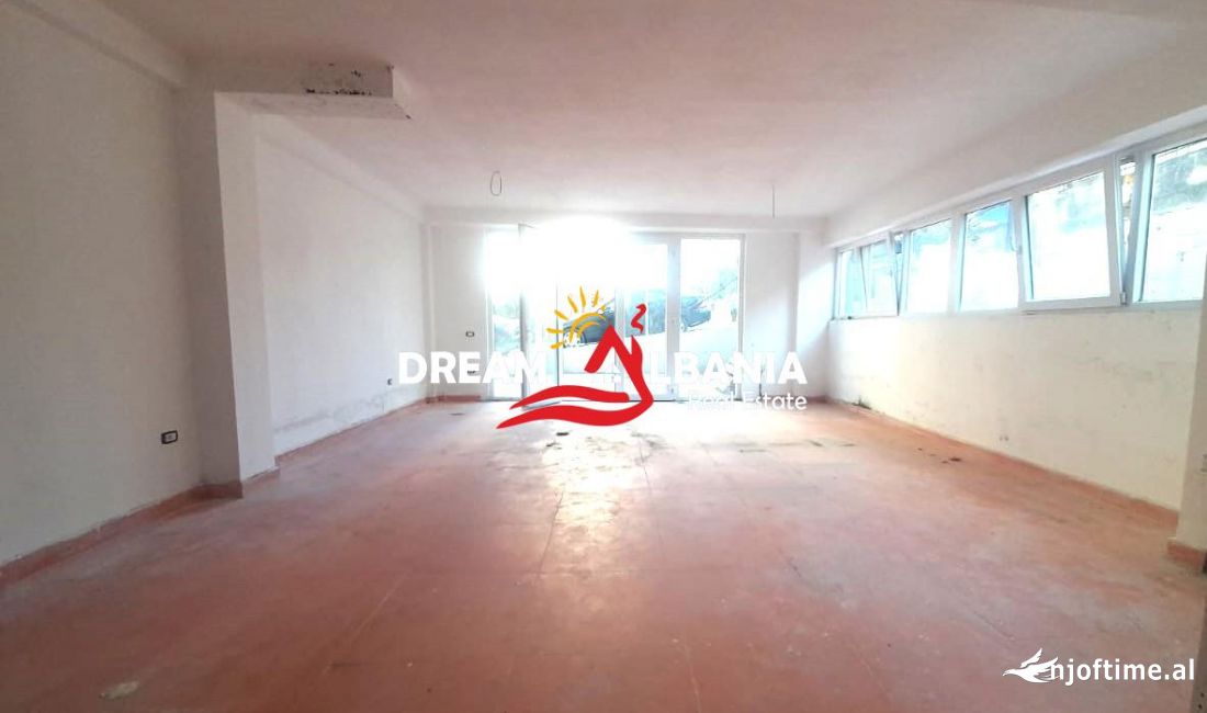 Dyqan ne shitje ne Selite, prane Residenca 3D (ID 4171558)