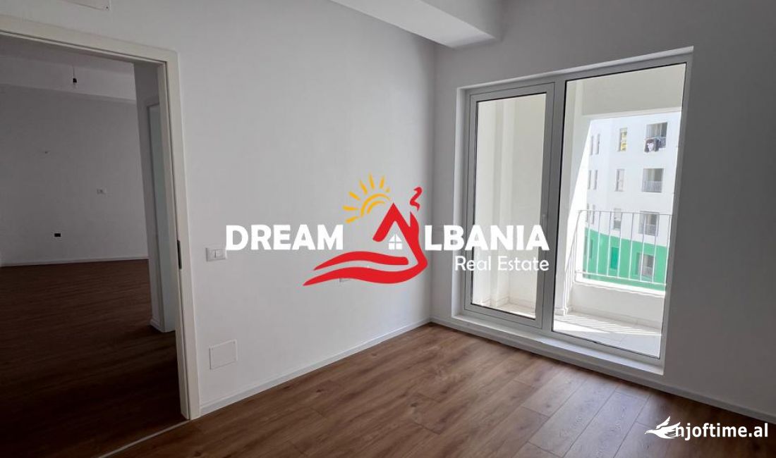 Shtepi ne shitje Apartament ne Tirane, 1+1, Mobilimi Bosh, pa mobiluar, Pagesa 100,000  Euro.