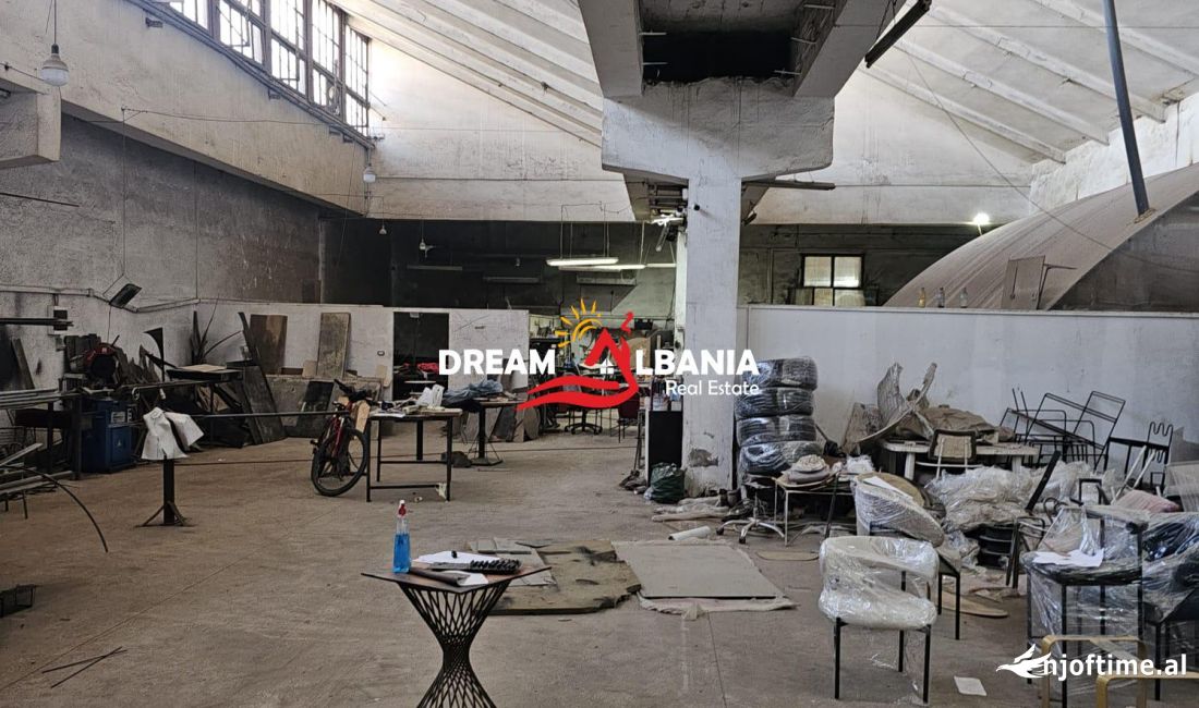 Magazine me qera ne Kombinat, prane Komisariatit te Policise nr. 6 (ID 4281261)