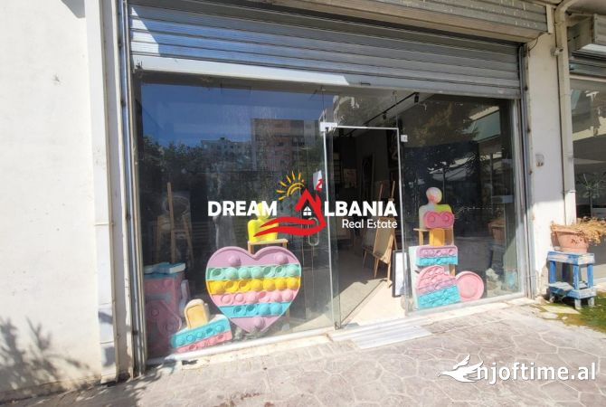 Dyqan ne shitje tek pallatet Cabej, Yzberisht (ID 4171484)