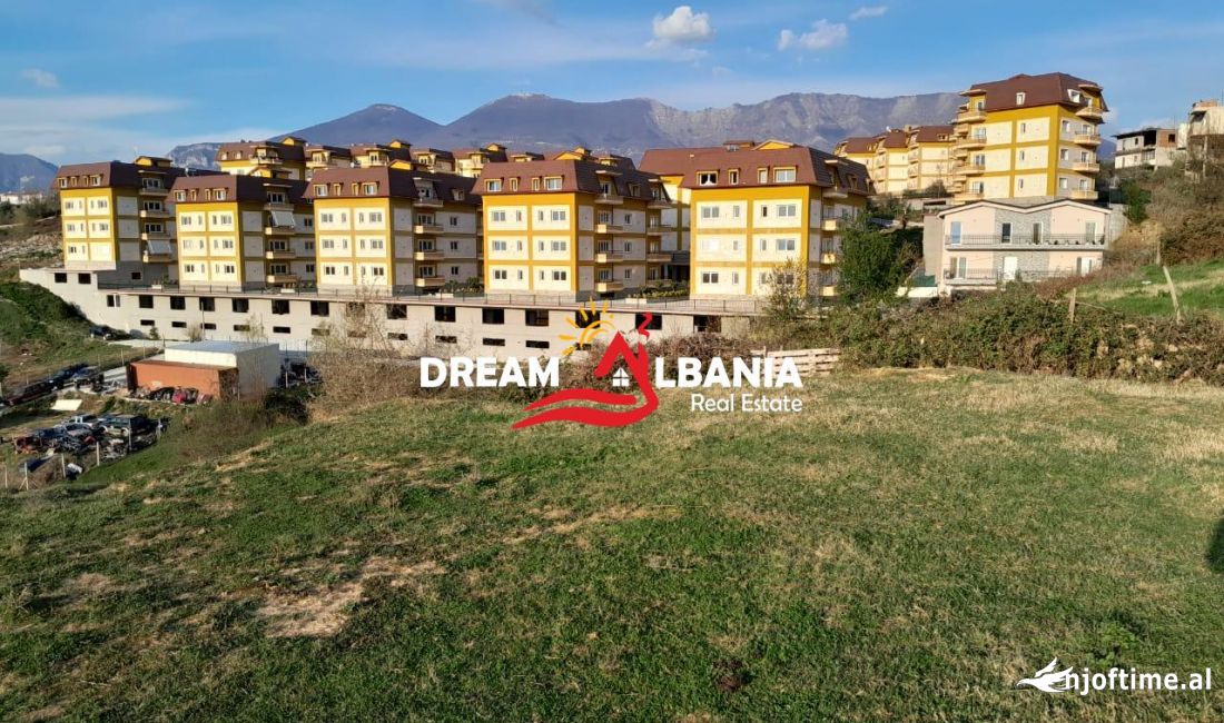 Shitet Toke tek Liqeni i Farkes, prane LAKELAND Residence (ID 4191166)