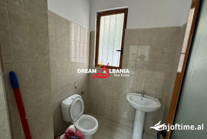 Business Property for Rent 3+1 in Tirana - 600 Euro