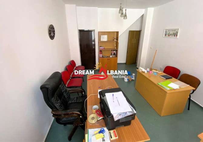Business Property for Rent 3+1 in Tirana - 150 Euro