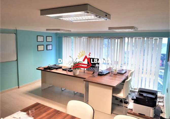 Business Property for Rent 3+1 in Tirana - 190 Euro