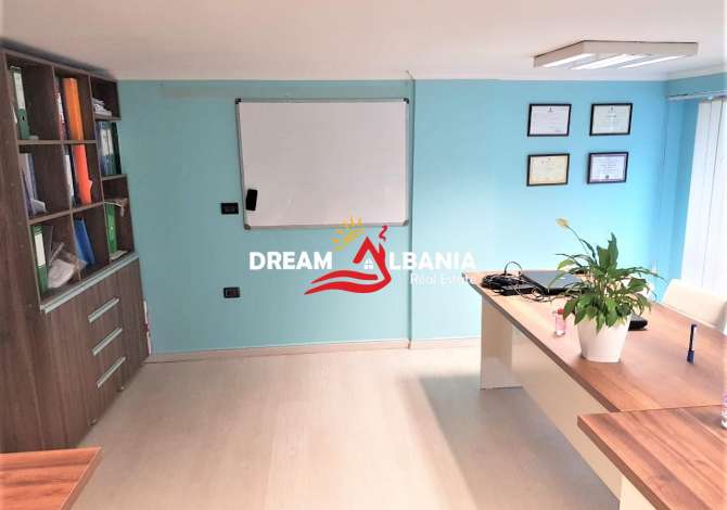Business Property for Rent 3+1 in Tirana - 190 Euro