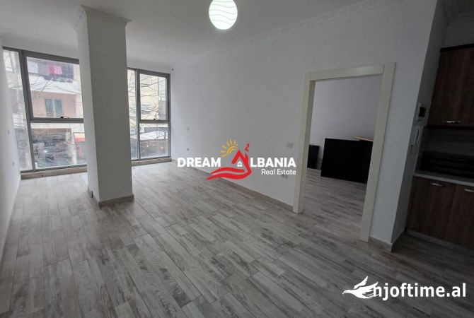 Ambjent per zyra me qera ne Astir (ID 42611227)