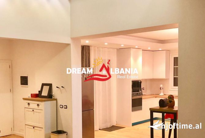 Shtepi me qera Apartament ne Tirane, 5+1, Mobilimi E mobiluar, Pagesa 4,000  Euro.