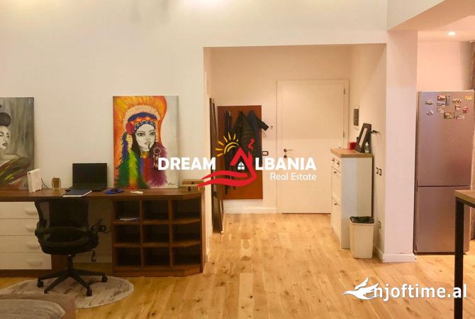 Shtepi me qera Apartament ne Tirane, 5+1, Mobilimi E mobiluar, Pagesa 4,000  Euro.