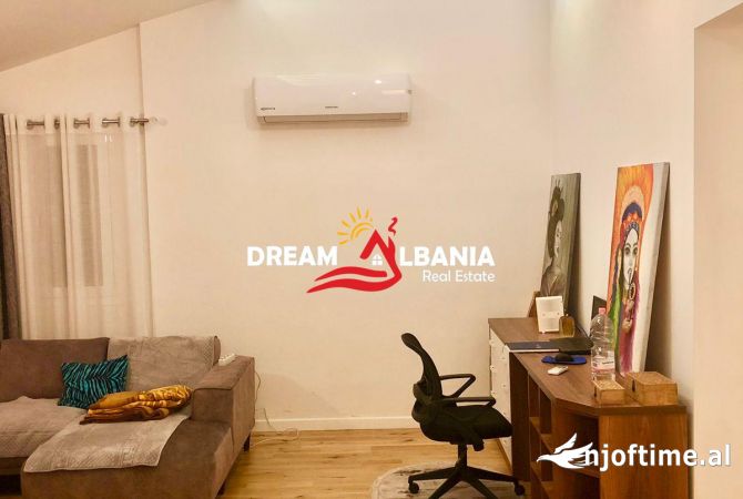 Shtepi me qera Apartament ne Tirane, 5+1, Mobilimi E mobiluar, Pagesa 4,000  Euro.