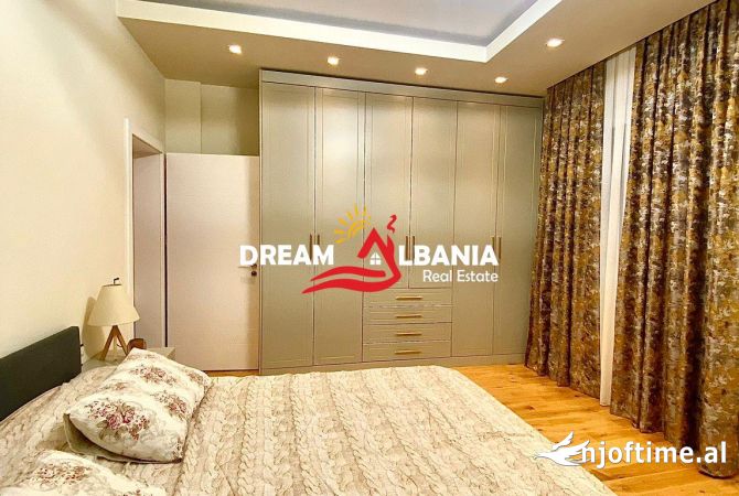 Shtepi me qera Apartament ne Tirane, 5+1, Mobilimi E mobiluar, Pagesa 4,000  Euro.