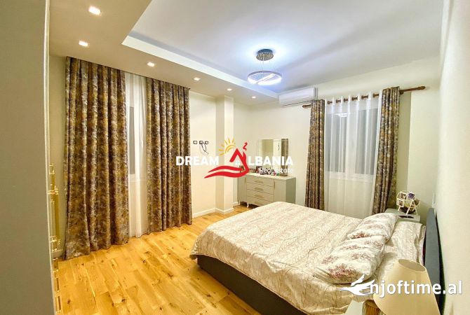 Shtepi me qera Apartament ne Tirane, 5+1, Mobilimi E mobiluar, Pagesa 4,000  Euro.