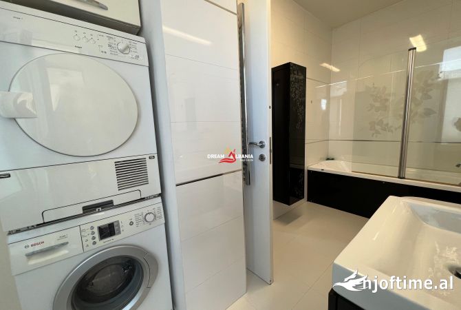 Shtepi me qera Apartament ne Tirane, 2+1, Mobilimi E mobiluar, Pagesa 1,665  Euro.
