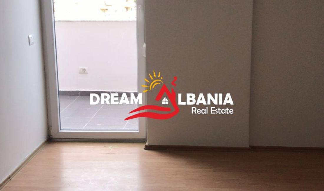 Jepet zyre me qera tek 21 Dhjetori tek rruga Frederik Shiroka(ID 4261649)