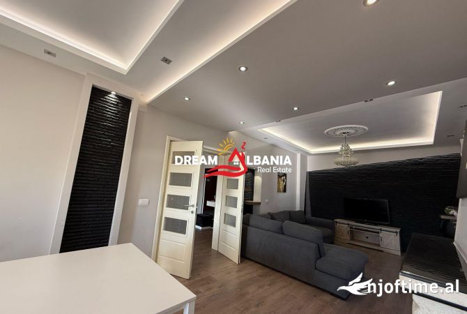 Godine 4 kateshe per HOTEL prane Spitalit Amerikan 2, Tirane (ID 4251380)