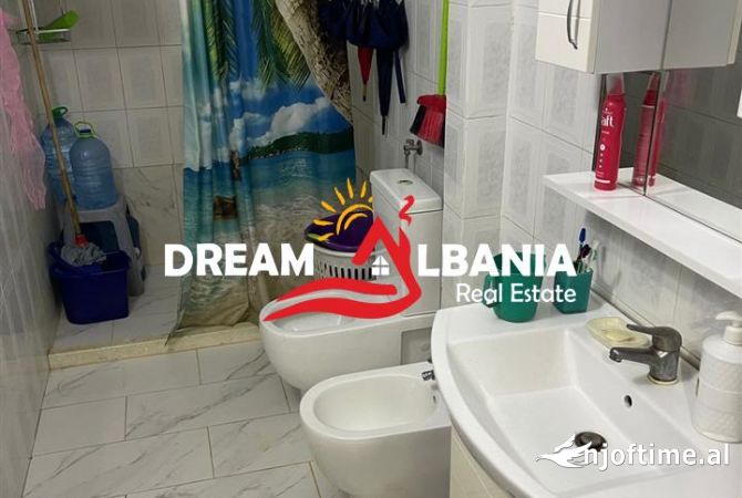 Appartamento in vendita a Tirana 2+1, Arredato