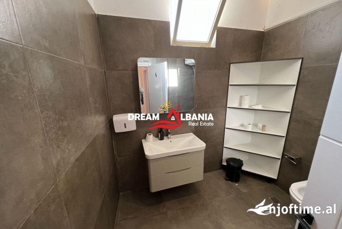 Business Property for Rent 1+1 in Tirana - 2,000 Euro