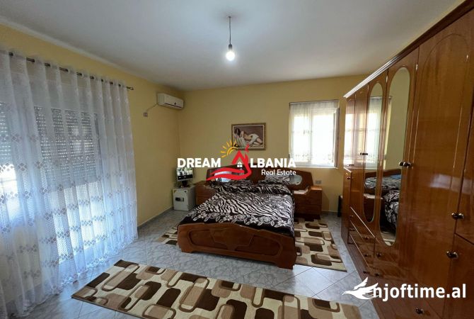 Shtepi ne shitje Vila Luksoze ne Tirane, 7+1, Mobilimi E mobiluar, Pagesa 630,000  Euro.