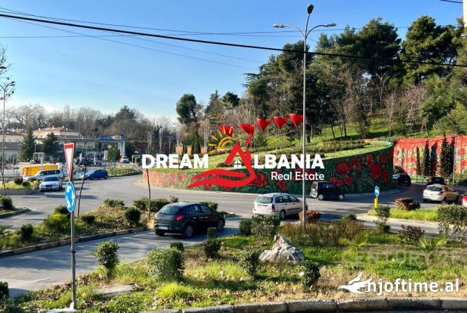 Shitet toke ne zonen e Saukut (ID 4191170)