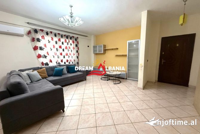 Apartament/Zyre 2+1+2 me qera ne Bllok te Garda (ID 42215206).