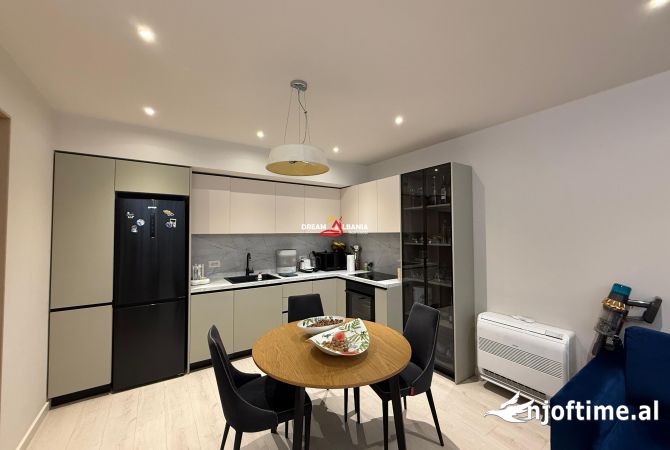 Shtepi me qera 1+1 ne Tirane - 900 Euro