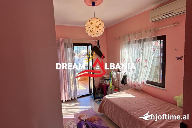 Shtepi ne shitje Vila Luksoze ne Tirane, 7+1, Mobilimi E mobiluar, Pagesa 700,000  Euro.