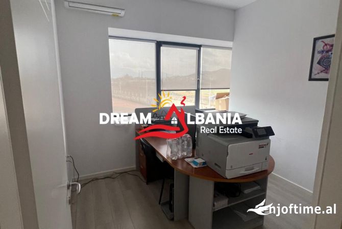 Ambient biznesi ne shitje 4+1 ne Tirane - 600,000 Euro