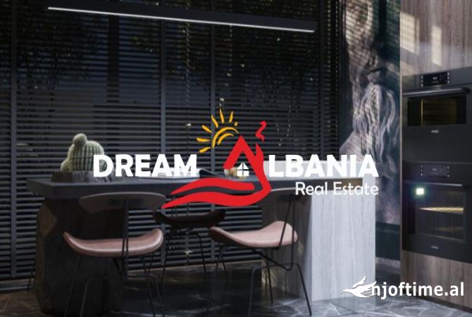 Shtepi ne shitje Vila Luksoze ne Tirane, 3+1, Mobilimi Bosh, pa mobiluar, Pagesa 390,000  Euro.