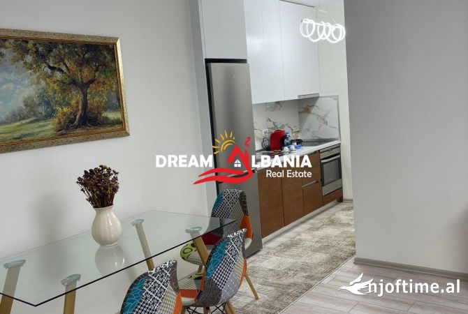 Shtepi me qera Apartament ne Tirane, 1+1, Mobilimi E mobiluar, Pagesa 800  Euro.