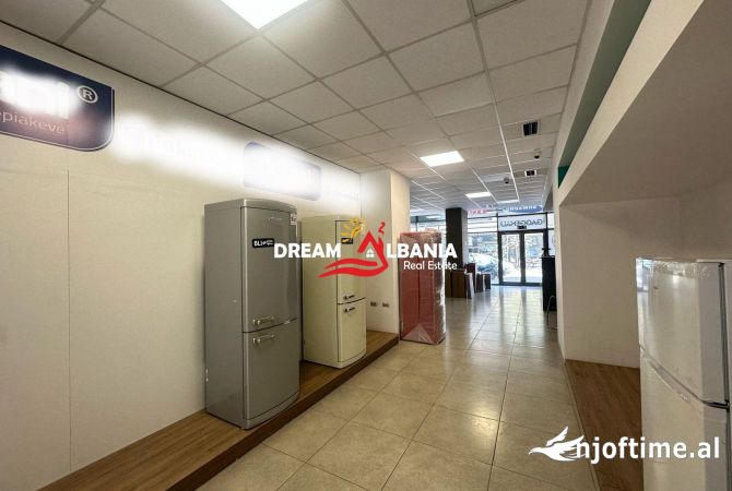 Jepet me qera Dyqan dhe Magazine ne Astir, prane Oslo (ID 42711092)