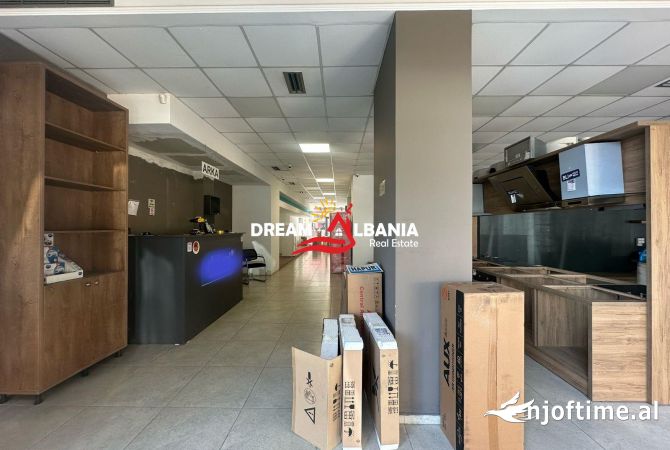 Jepet me qera Dyqan dhe Magazine ne Astir, prane Oslo (ID 42711092)