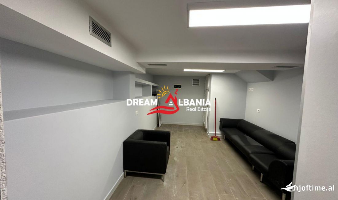 Shitet ambjent zyre ne rrugen Mine Peza (ID 4161093)