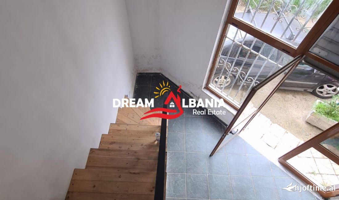 Ambjent biznesi ne shitje ne Yzberisht (ID 4171577)