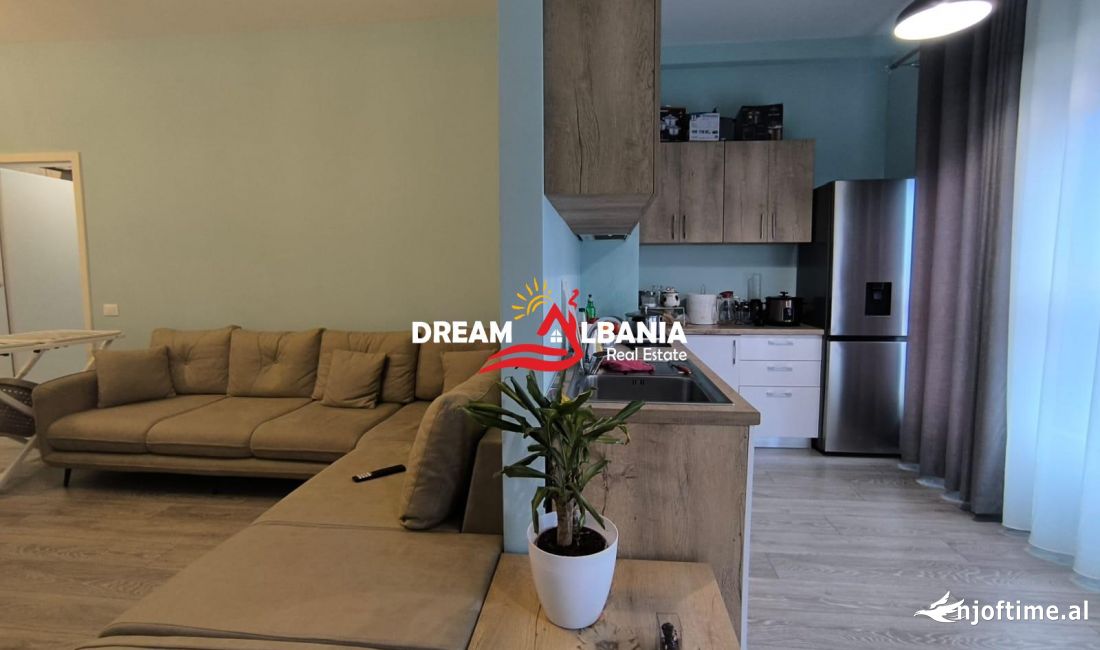 Shtepi ne shitje Apartament ne Tirane, 2+1, Mobilimi E mobiluar, Pagesa 149,500  Euro.