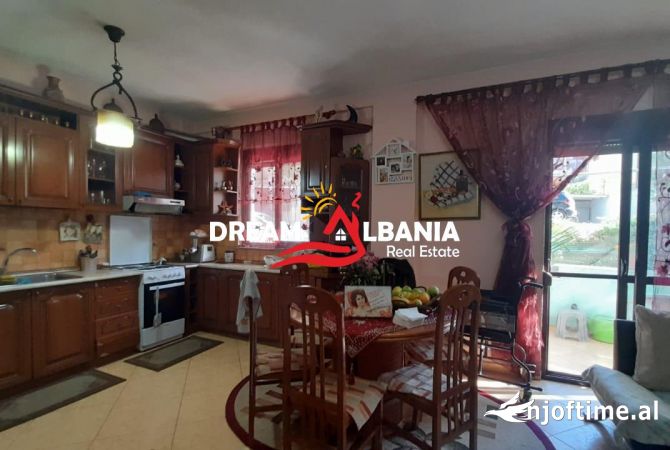 Apartament 2+1 ne shitje ne zonen e Kodres se Diellit prane Big Market (ID 4121899).