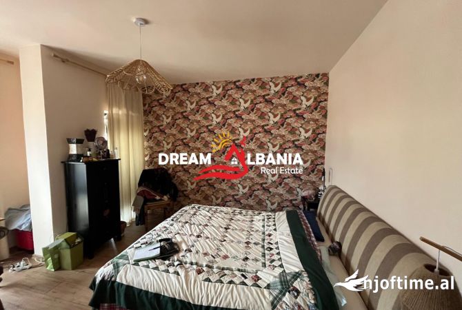 Shtepi ne shitje Apartament ne Tirane, 2+1, Mobilimi E mobiluar, Pagesa 216,000  Euro.