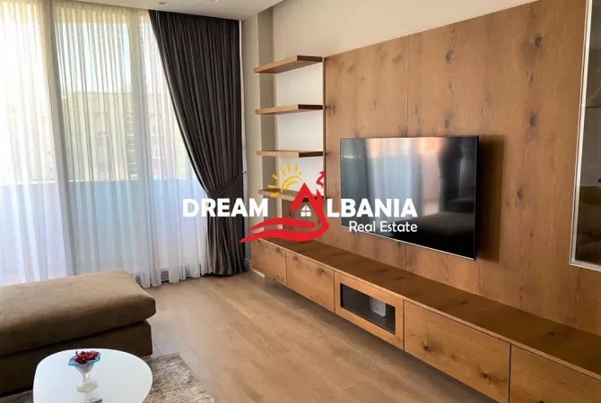 Apartamente 3+1 me qera ne Bllok, prane Credins Bank ne Tirane (ID 4231252)