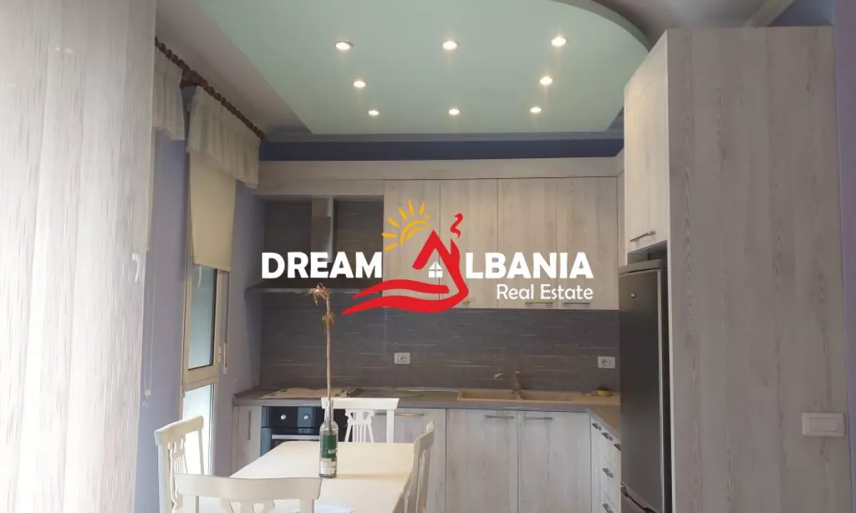 Shtepi me qera Apartament ne Tirane, 1+1, Mobilimi E mobiluar, Pagesa 700  Euro.