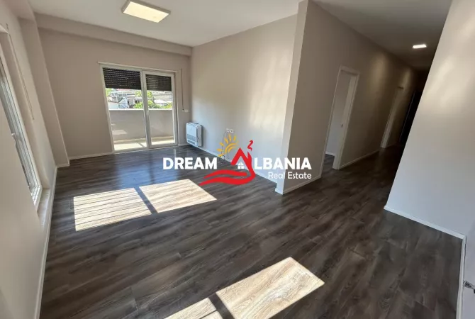 Shtepi ne shitje Apartament ne Tirane, 2+1, Mobilimi E mobiluar, Pagesa 210,000  Euro.