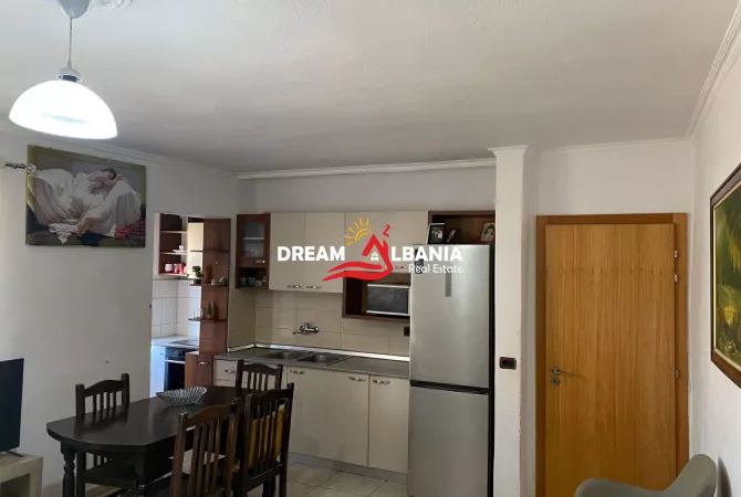 Shtepi ne shitje Apartament ne Tirane, 1+1, Mobilimi E mobiluar, Pagesa 82,000  Euro.