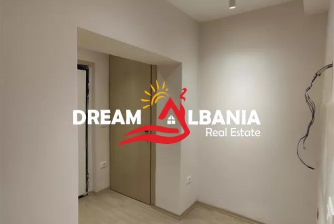 Business Property for Rent 3+1 in Tirana - 600 Euro