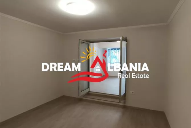 Business Property for Rent 3+1 in Tirana - 600 Euro
