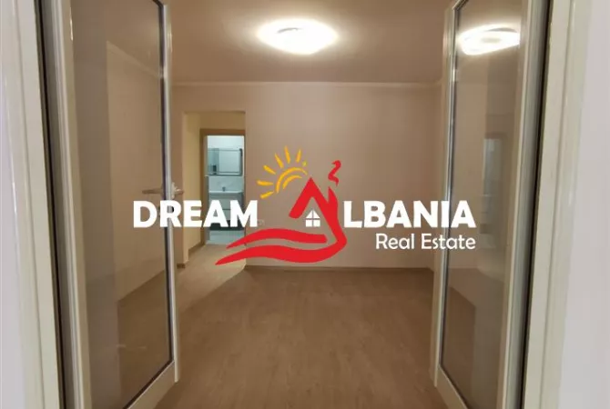 Zyre me qera ne rrugen Myslym Shyri, ne Tirane (42611350)