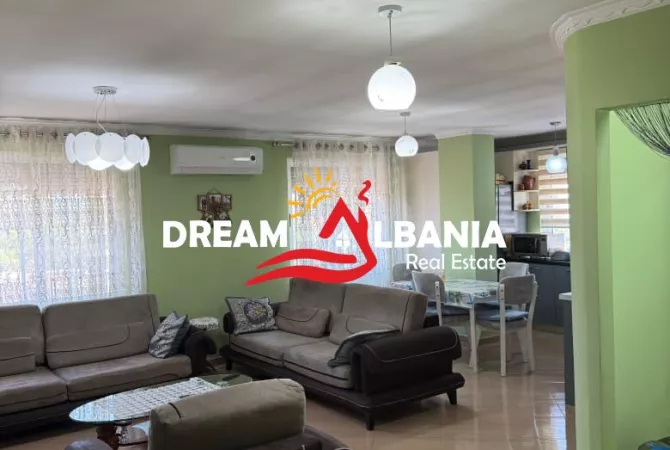 Shtepi ne shitje Apartament ne Tirane, 2+1, Mobilimi Pjeserisht e mobiluar, Pagesa 130,000  Euro.